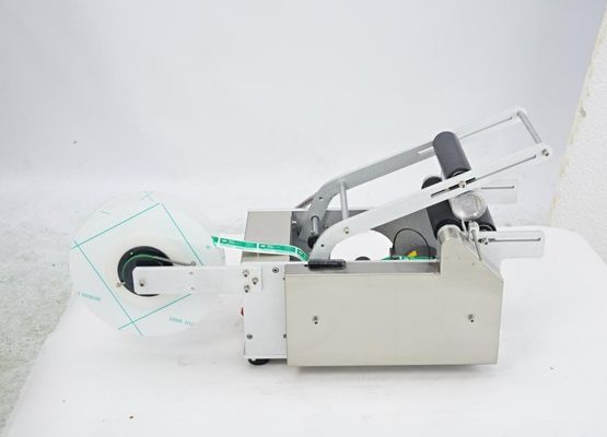 DUOQI MT-50 Flasket Sticker Labeling Machine Op maat gemaakte hoge snelheid en uitgang