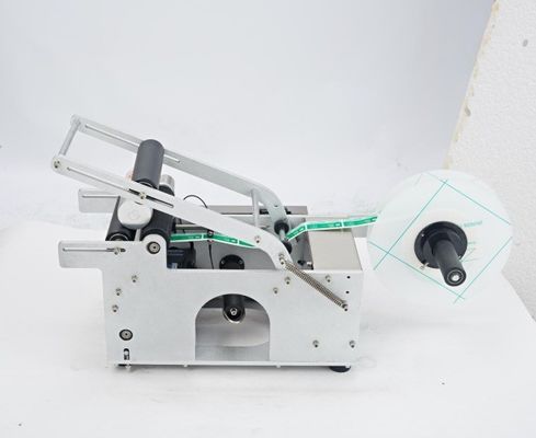 DUOQI MT-50 Flasket Sticker Labeling Machine Op maat gemaakte hoge snelheid en uitgang