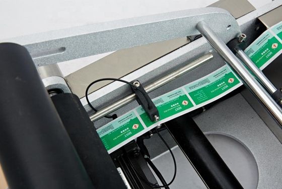 MT-50 semi-automatische etiketteringsmachine voor PET-flessen en blikjes