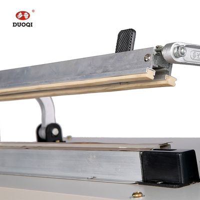71000 mm DUOQI SFTD-600 CE Iron Foot Pedal Enseal Sealer Bag Sealer met Knife Heat Sealer Semi-Automatic Sealing Machine