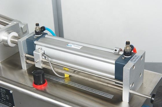 Halfautomatische elektrische dubbelkopmachine voor het vullen van pasta voor sapdranken